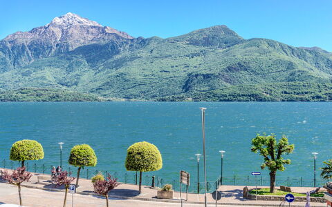 La Piazzetta sul Lago: Departamento, Balcón, Costa, Hotel, Recurso, Balneario, Ciudad De Vacaciones, Bahía, Ático
