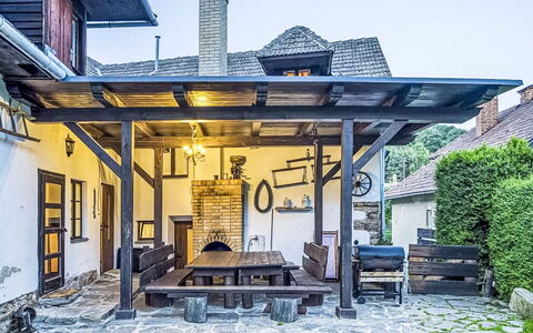 Fairytale Retreat: Mueble, Mar, Silla, Sombra, Balcón, Mueble Para Exteriores, Eco Hotel, Costa, Cubierta, Manchas De Madera