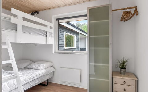 Erna - 900M from the Sea: Mueble, Mar, Silla, Sombra, Balcón, Mueble Para Exteriores, Eco Hotel, Costa, Cubierta, Manchas De Madera