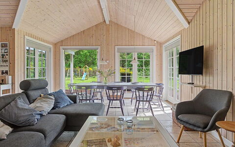 Stavros - 325M from the Sea: Madera, Diseño De Interiores, Casa, Sala, Sofá, Suelo, Cabaña, Techo, Madera Dura