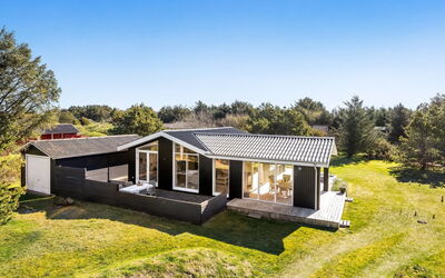 Frede - 600M from the Sea