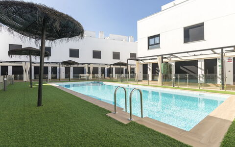 Playa Cruz: Mueble, Habitación, Cama, Suelo, Lecho, Departamento, Diseño De Interiores, Piso, Sábana, Marco De La Cama