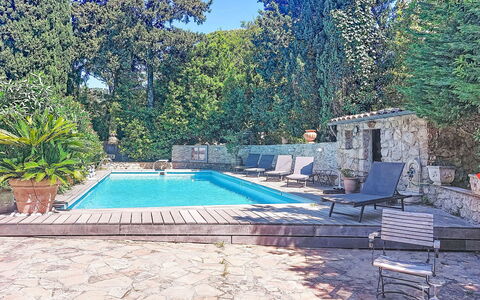 Le Vieux Moulin: Hierba, Casa, Área Rural, Cabaña, Techo, Casa, Paisaje, Llanura, El Terreno Del Lote