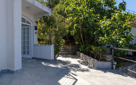 Miraval: Hierba, Casa, Área Rural, Cabaña, Techo, Casa, Paisaje, Llanura, El Terreno Del Lote