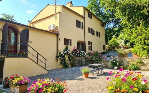 Geranio: Hierba, Casa, Área Rural, Cabaña, Techo, Casa, Paisaje, Llanura, El Terreno Del Lote