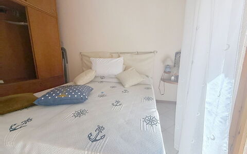 Coniglio Beach: Hierba, Casa, Área Rural, Cabaña, Techo, Casa, Paisaje, Llanura, El Terreno Del Lote