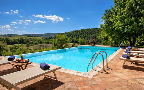 Villa Santa Barbara, Pool and Relax, Siena Country