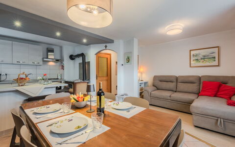 Casa Roby: Mueble, Diseño De Interiores, Piso, Techo, Madera, Suelo, Habitación, Cocina, Mesa, Encendiendo