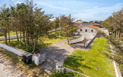Senija - 175M from the Sea: Barrio Residencial, Paisaje, Asentamientos Humanos, Casa, Suburbio, Inmuebles, Paisajismo, Jardín, Entrada De Coches, Pasarela