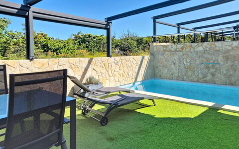 Lotta: Piscina, Recurso, Material Compuesto, Mueble Para Exteriores, Eco Hotel, Ocio, Sombra, Hotel, Centro De Ocio, Silla