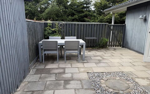 Arisa - from the Sea: Piso, Suelo, Losa, Maceta, Material Compuesto, Jardín, Patio Interior, Mueble Para Exteriores, Patio, Hormigón