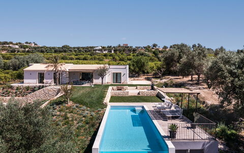 Villa Maddalena: Piscina, Material Compuesto, Recurso, Inmuebles, Villa, Diseño, Eco Hotel, Casa De Campo, Hacienda