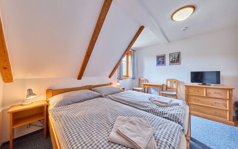 Penzion Exnar: Casa, Casa, Habitación, Marco De La Cama, Cabaña, Cama, Sábana, Lecho, Hotel, Madera Dura