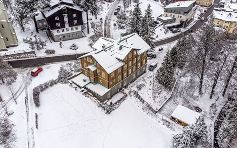 Janské Lázně 5: Edificio, Ventana, Casa, Barrio Residencial, Asentamientos Humanos, Casa, Invierno, Casa Histórica, Congelación