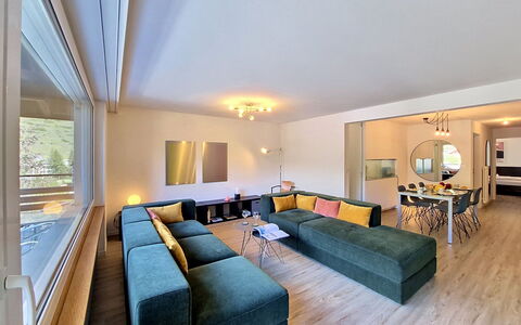 Saphir: Diseño De Interiores, Piso, Sofá, Suelo, Mueble, Techo, Habitación, Sala, Suelos De Madera, Encendiendo