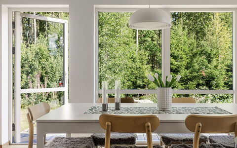 Paradiset 2: Diseño De Interiores, Departamento, Balcón, Madera Dura, Manchas De Madera, Suelos De Madera, Pretil, La Luz Del Día, Hotel, Ático
