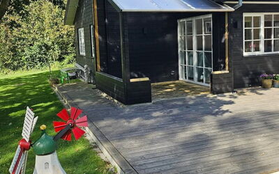 Fridel - 400M from the Sea