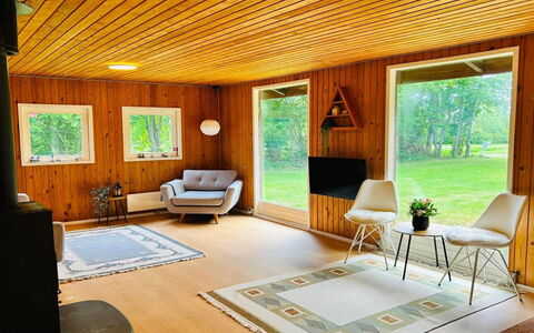 Ritte - from the Sea: Piso, Diseño De Interiores, Suelo, Madera, Mueble, Techo, Suelos De Madera, Encendiendo, Habitación, Casa