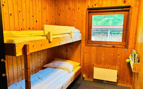 Ritte - from the Sea: Madera, Manchas De Madera, Litera, Habitación, Marco De La Cama, Madera Dura, Cama, Dormitorio, Cuarto De Troncos, Barniz