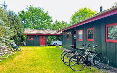 Ritte - from the Sea: Cabaña, Césped, Bicicleta, Yarda, Edificios Del Jardín, Cobertizo