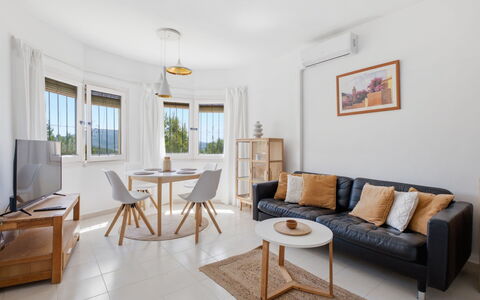 Castellons Vida: Diseño De Interiores, Mueble, Madera, Piso, Suelo, Casa, Habitación, Techo, Departamento, Sala