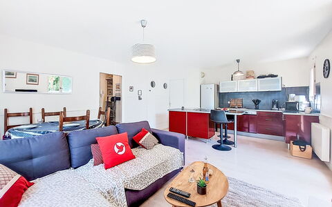 Claudel: Mueble, Diseño De Interiores, Piso, Sofá, Suelo, Departamento, Habitación, Sala, Casa, Techo