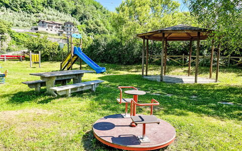 Sorico Albonico 697: Recurso, Piscina, Inmuebles, Sombra, Paisajismo, Eco Hotel, Hotel, Villa