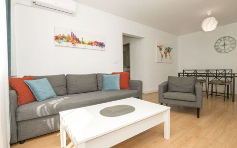 Buleria: Mueble, Diseño De Interiores, Piso, Sofá, Suelo, Madera, Mesa, Sala, Habitación, Departamento