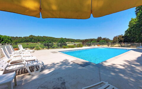 Chateau Payan: Azul, Piscina, Mueble Para Exteriores, Recurso, Thermae, Sunlounger, Eco Hotel, Sombra, Silla, Paisajismo