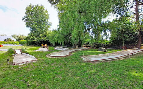 Le Kernic 2: Balcón, Villa
