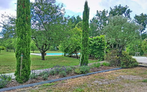 Mouleron: Balcón, Villa