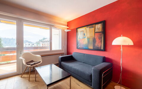 Casa Cannaretsch: Ventana, Fachada, Vía Muerta, Cabaña, Ventana De Guillotina, Pintar, Alerce