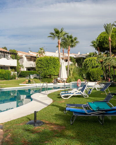 Ca Maestral: Recreación, Recurso, Sombra, Ocio, Inmuebles, Piscina, Mueble Para Exteriores, Césped, Hacienda, Villa