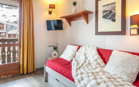 Tignes 620: Ventana, Fachada, Vía Muerta, Cabaña, Ventana De Guillotina, Pintar, Alerce