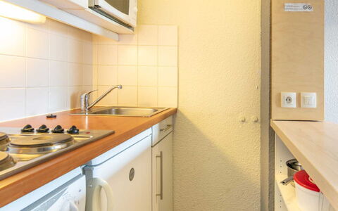 Tignes 620: Diseño De Interiores, Piso, Suelo, Techo, Departamento, Sombra, Silla, Lámpara, Lámpara, Planta De Casa