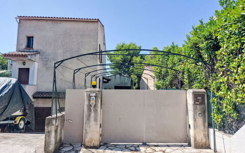 Villa le Cédre 17: Hierro, Metal, Portón, Hormigón, Sombra, Cerca, Inicio De Esgrima, Pretil