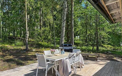 Skärgårdshem: Diseño De Interiores, Piso, Suelo, Techo, Departamento, Sombra, Silla, Lámpara, Lámpara, Planta De Casa