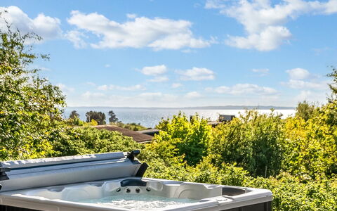 Blagica - 600M from the Sea: Bañera, Arreglo De Tubería, Jacuzzi, Piscina