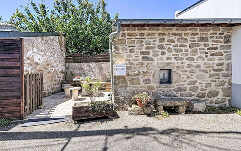 Maison Nid de la Ria: Pared, Puerta, Klippe, Maceta, Hormigón, Pared De Piedra, Losa, Planta De Casa, Inicio De La Puerta, Guijarro