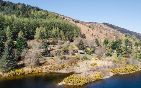 Glengarry Combi: Accidentes Geográficos Montañosas, Árbol, Naturaleza, Montaña, Paisaje Natural, Vegetación, Colina, Tierras Altas, Paisaje, Banco