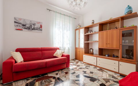 A Cà du Piero: Mueble, Diseño De Interiores, Piso, Suelo, Pared, Madera, Habitación, Techo, Sofá, Sala