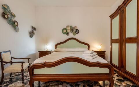 A Cà du Piero: Mueble, Diseño De Interiores, Habitación, Cama, Piso, Suelo, Madera, Sábana, Habitación, Lecho