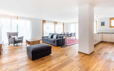 Taviarna Laax 1.9: Recurso, Inmuebles, Hacienda, Balcón, Ciudad De Vacaciones, Piscina, Hotel, Balneario, Paisajismo