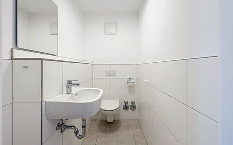 Endingen am Kaiserstuhl 100: Baño, Pared, Piso, Arreglo De Tubería, Diseño De Interiores, Suelo, Lavabo Del Baño, Lavabo, Grifo, Techo
