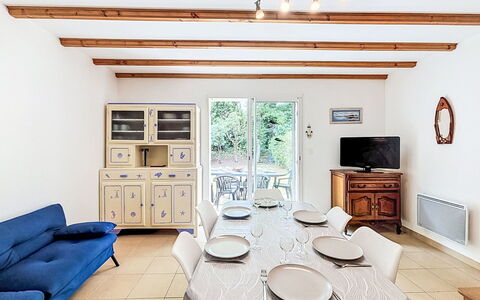 Maison Clos de Kermilienne: Recurso, Inmuebles, Hacienda, Balcón, Ciudad De Vacaciones, Piscina, Hotel, Balneario, Paisajismo