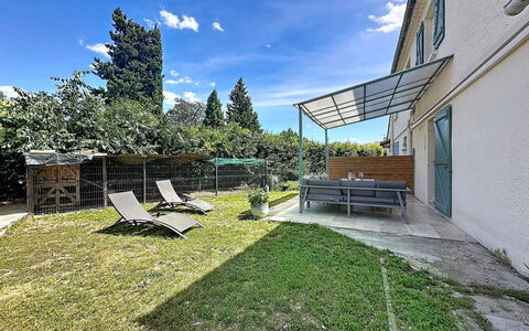 La Villa Soleya: Recurso, Inmuebles, Hacienda, Balcón, Ciudad De Vacaciones, Piscina, Hotel, Balneario, Paisajismo