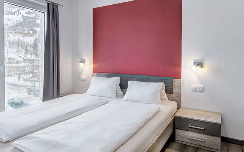 Saalbach-Hinterglemm 150: Habitación, Cama, Lecho, Marco De La Cama, Linos, Sábana, Suite, Hotel, Almohada, Congelación