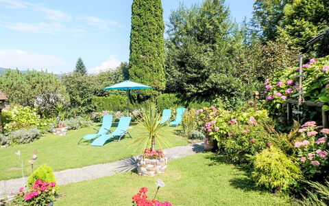 Velden am Wörthersee 39: Flor, Arbusto, Jardín, Cobertura Del Suelo, Paisajismo, Césped, Yarda, Patio Interior, Jardín Botánico