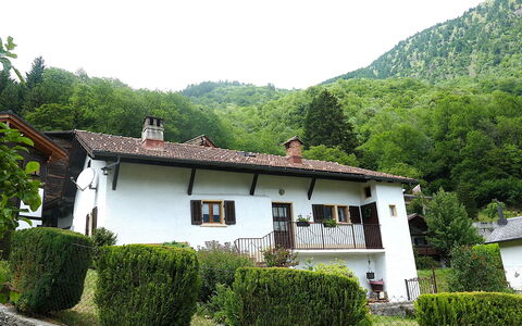 Casa Töira: Recurso, Hotel, Ciudad De Vacaciones