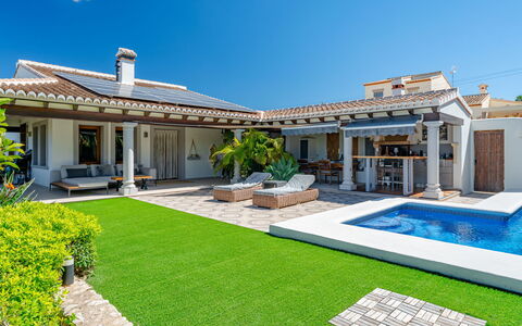 Villa la Calma: Recurso, Hotel, Ciudad De Vacaciones